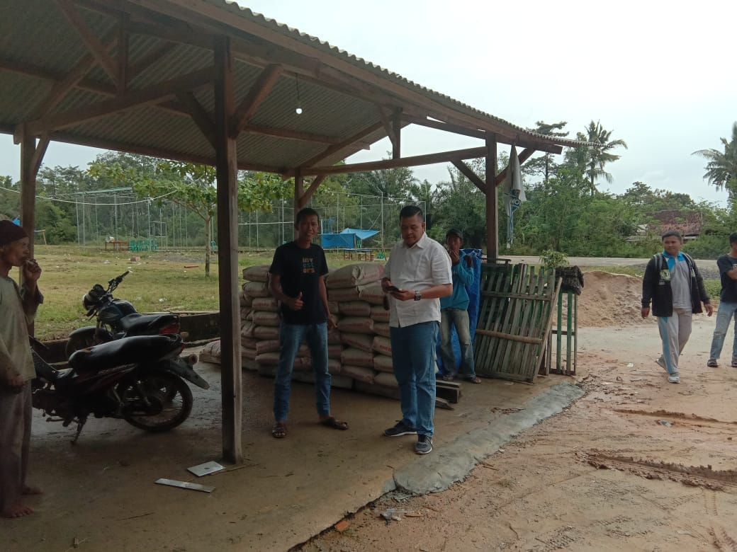 Bantuan Dari Bapak Alkat Ardianto untuk Desa Harapan Jaya